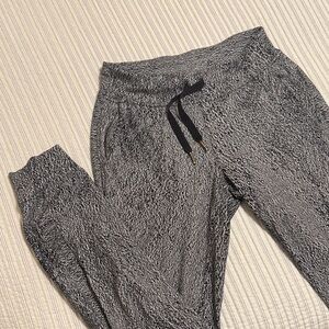 lululemon athletica Heathered Gray Drawstring Joggers